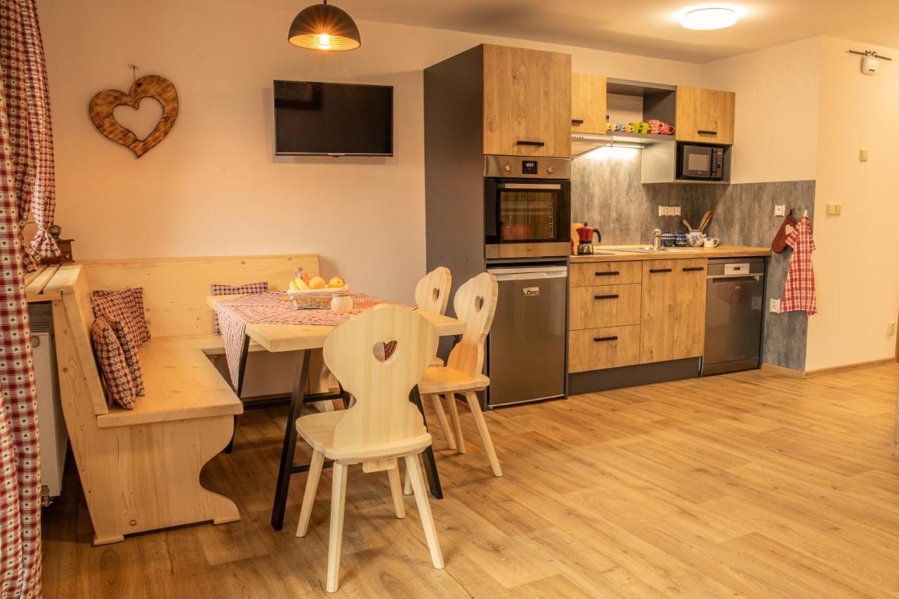 Apartmany Kulna Bozi Dar Luaran gambar