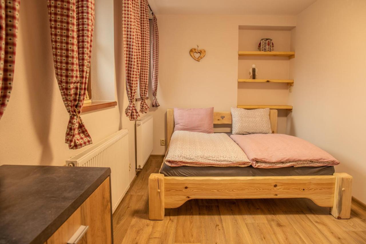 Apartmany Kulna Bozi Dar Luaran gambar